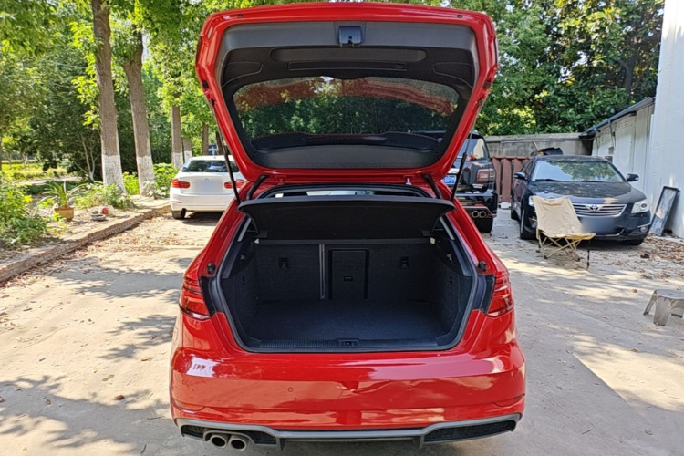 Audi A3 2019 immagine di auto #19
