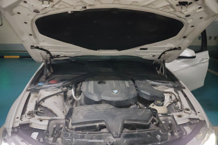BMW 3 Series 2017 #22 BMW 3 Series 2017 car image #22