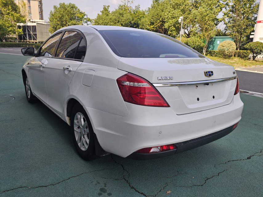 GEELY Emgrand 2017 #7 GEELY Emgrand 2017 car image #7
