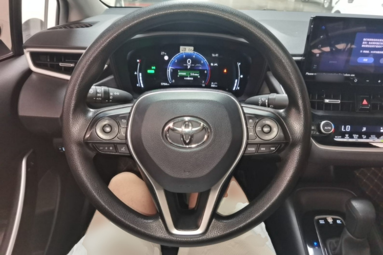 Toyota Corolla 2024 car image #11