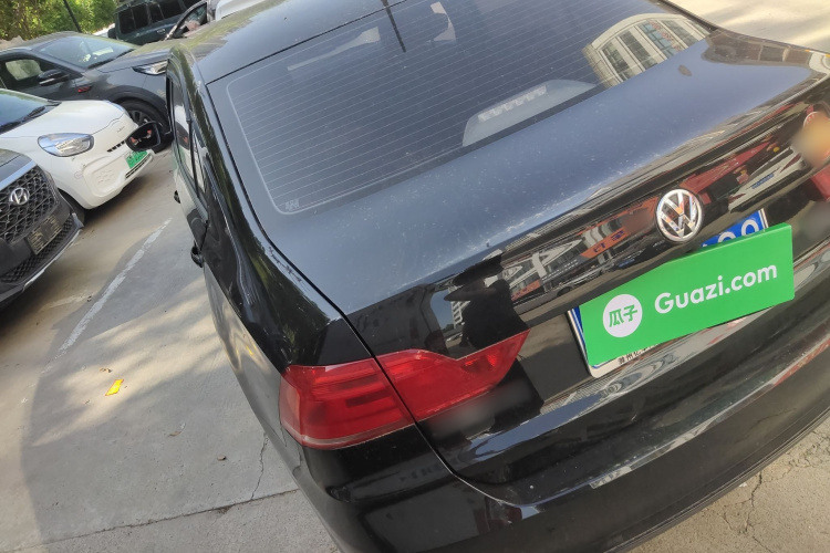 Volkswagen Santana 2021 صورة سيارة #5