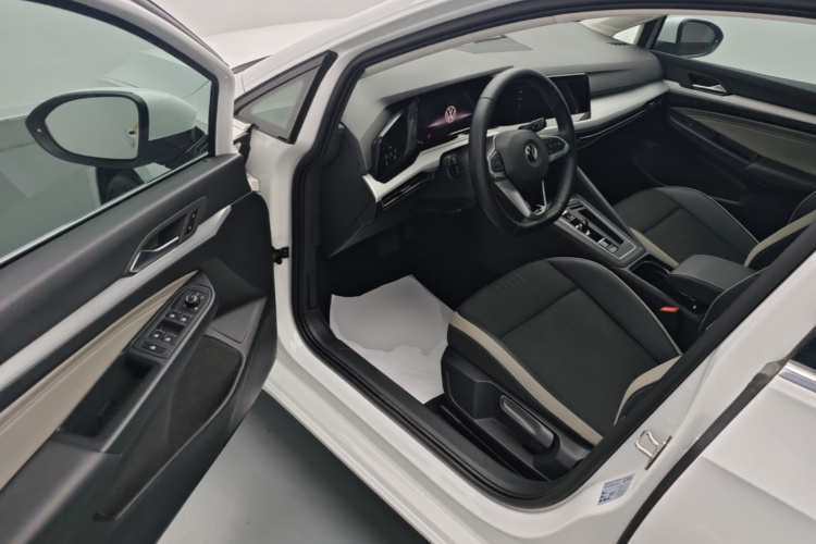 Volkswagen Golf 2022 #16 Volkswagen Golf 2022 car image #16