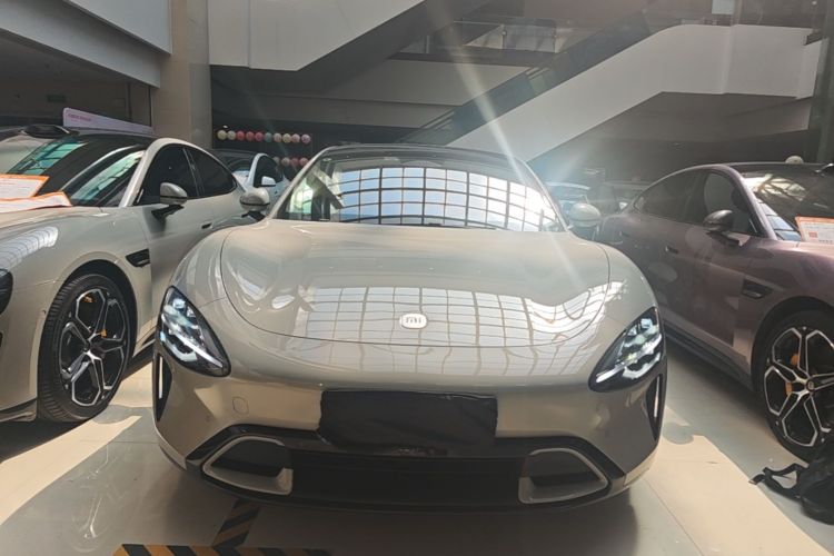 MI SU7 2024 car image #3