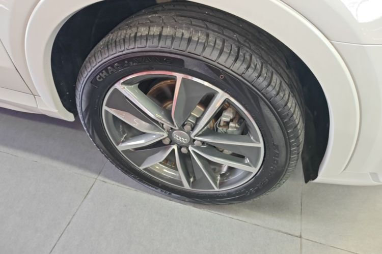 Audi Q3 2019 #9 Audi Q3 2019 immagine di auto #9