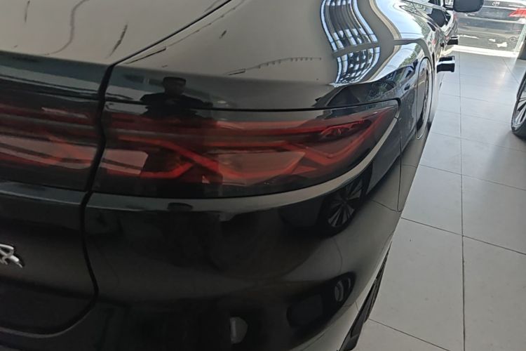 BYD Han 2023 imagem de carro #8