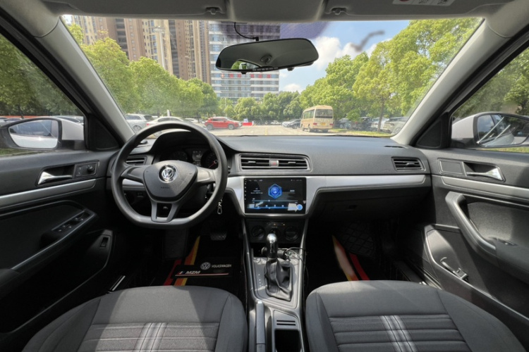 Volkswagen Lavida 2020 car image #16