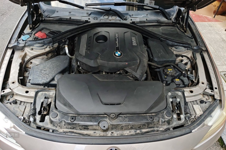 BMW 3 Series 2017 #22 BMW 3 Series 2017 car image #22