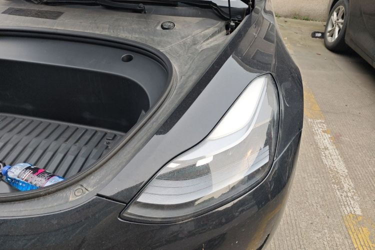 Tesla Model 3 2022 car image #29