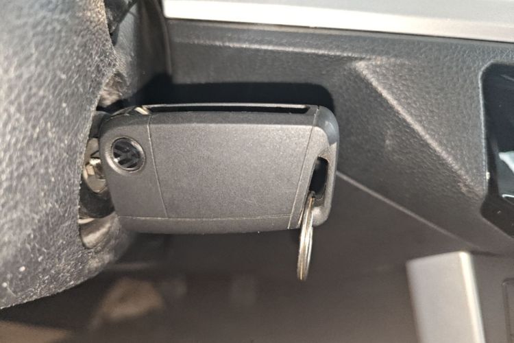 Volkswagen Polo 2020 car image #9
