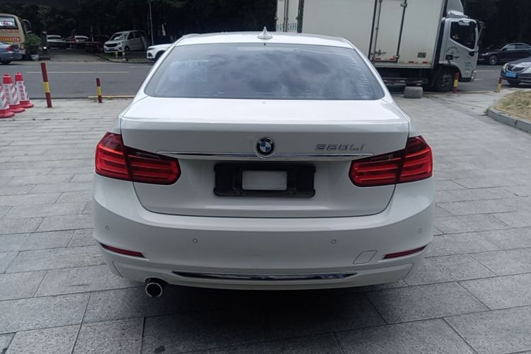 BMW 3 Series 2014 car image #6