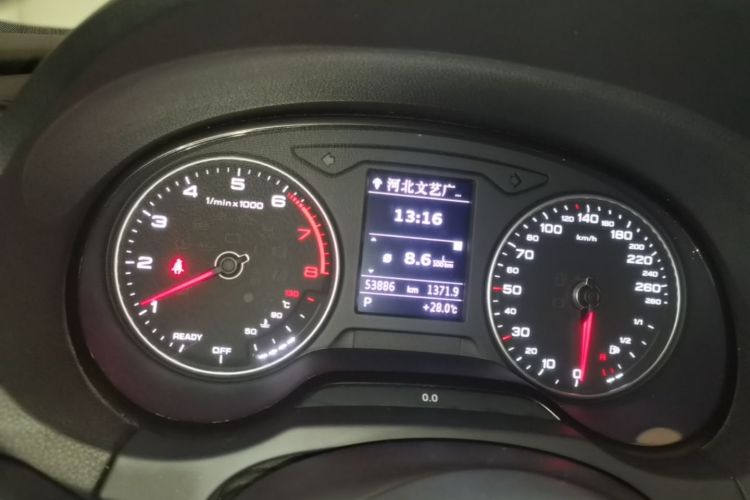 Audi A3 2018 immagine di auto #16
