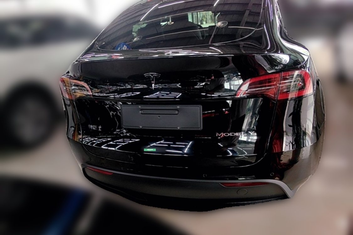 Tesla Model Y 2023 car image #6