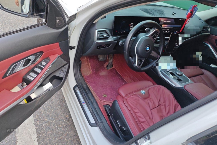 BMW 3 Series 2023 car image #18