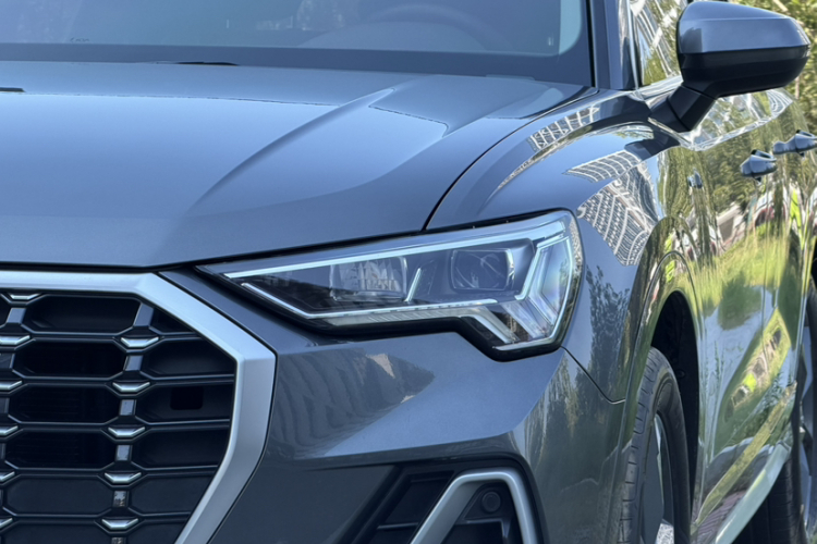 Audi Q3 2020 #8 Audi Q3 2020 car image #8