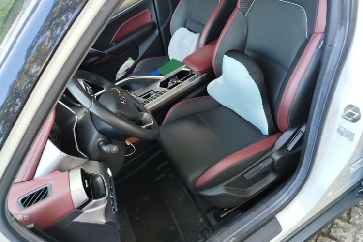 GEELY Coolray 2020 immagine di auto #17