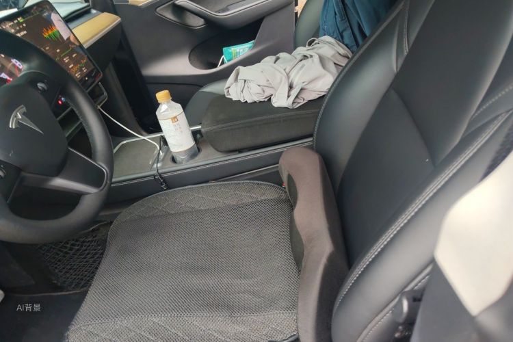 Tesla Model Y 2022 #17 Tesla Model Y 2022 car image #17