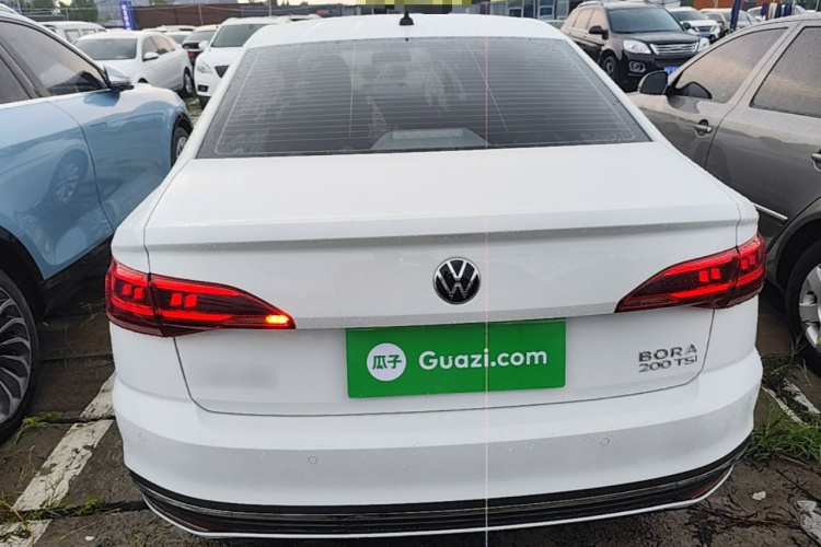 Volkswagen Bora 2023 car image #4