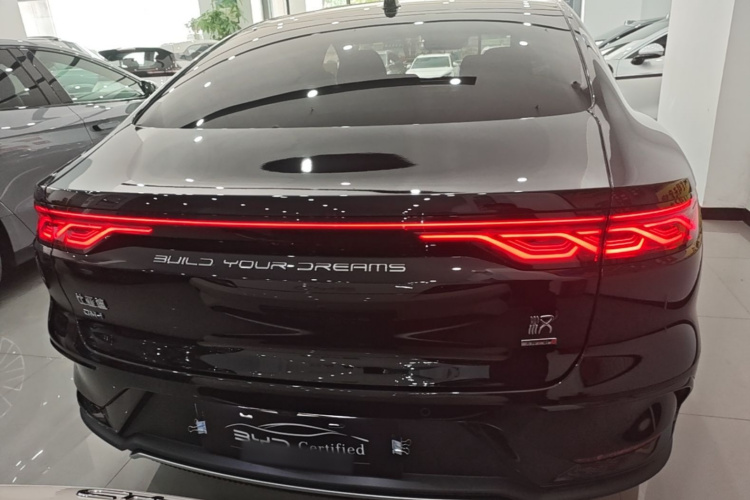 BYD Han 2025 immagine di auto #6