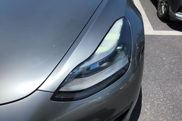 Tesla Model 3 2022 car image #23