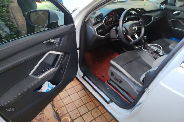 Audi Q3 2022 immagine di auto #18