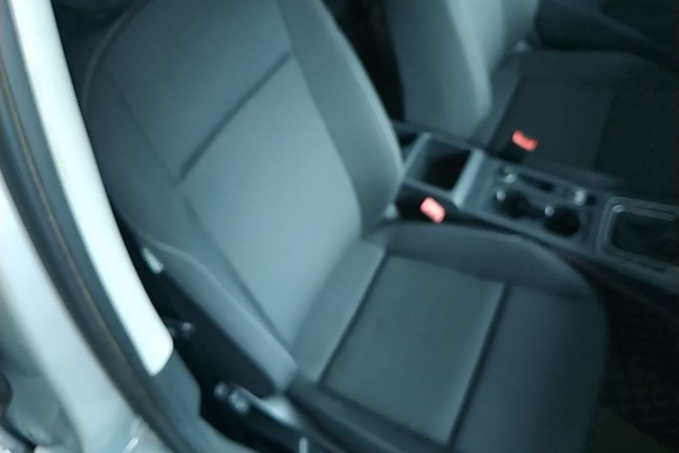 Volkswagen Golf 2015 car image #24