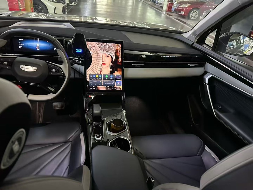 GEELY Boyue L 2023 car image #5