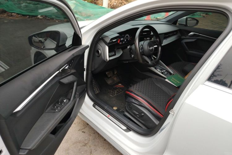 Audi A3 2022 immagine di auto #9