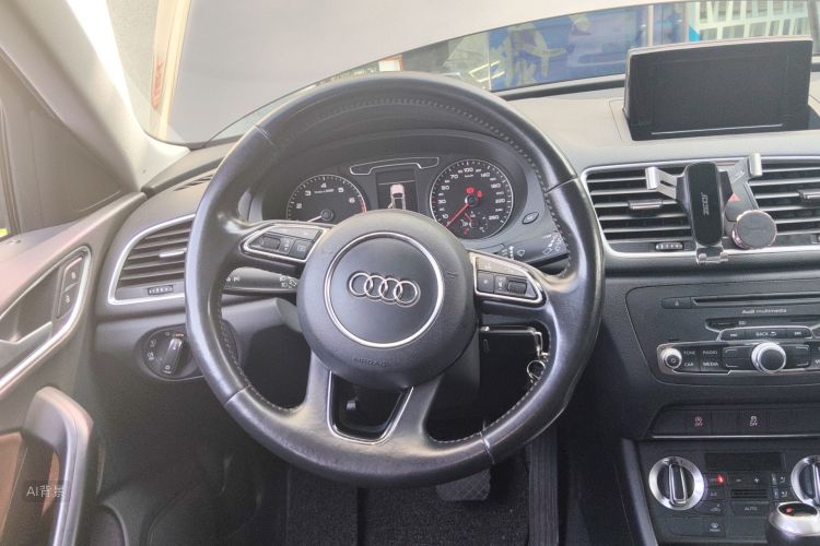 Audi Q3 2015 #12 Audi Q3 2015 car image #12