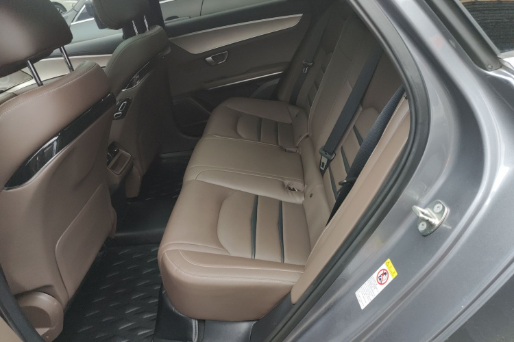 BYD Han 2022 immagine di auto #17