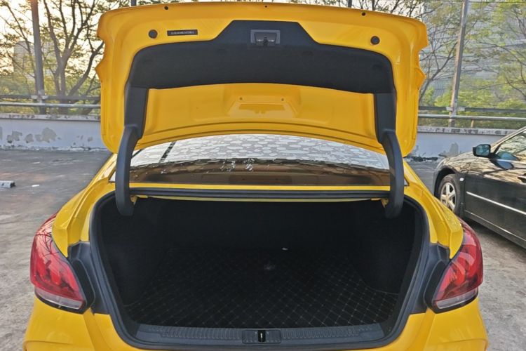 MG 5 2021 image de voiture #19