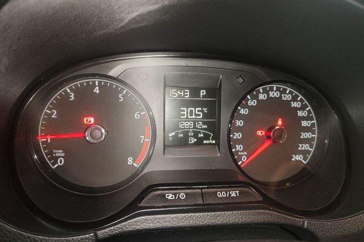 Volkswagen Polo 2017 #16 Volkswagen Polo 2017 car image #16