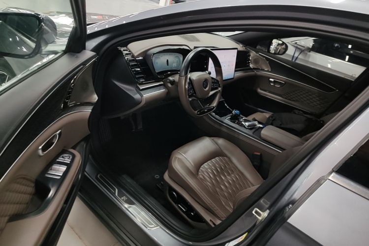 BYD Han 2022 car image #12