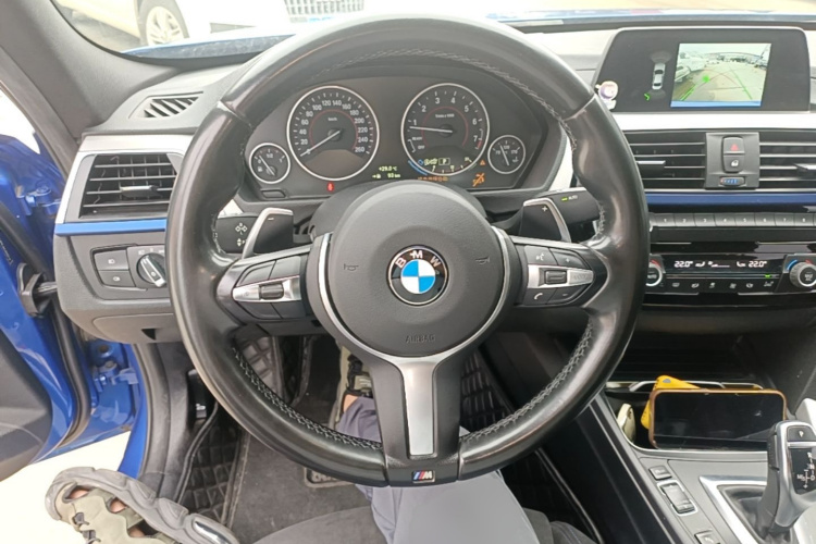 BMW 3 Series 2017 car image #15