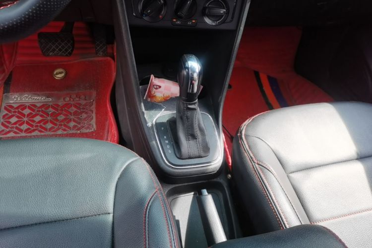 Volkswagen Polo 2018 #14 Volkswagen Polo 2018 car image #14