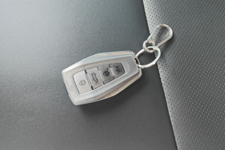 GEELY Coolray 2021 изображение автомобиля #9