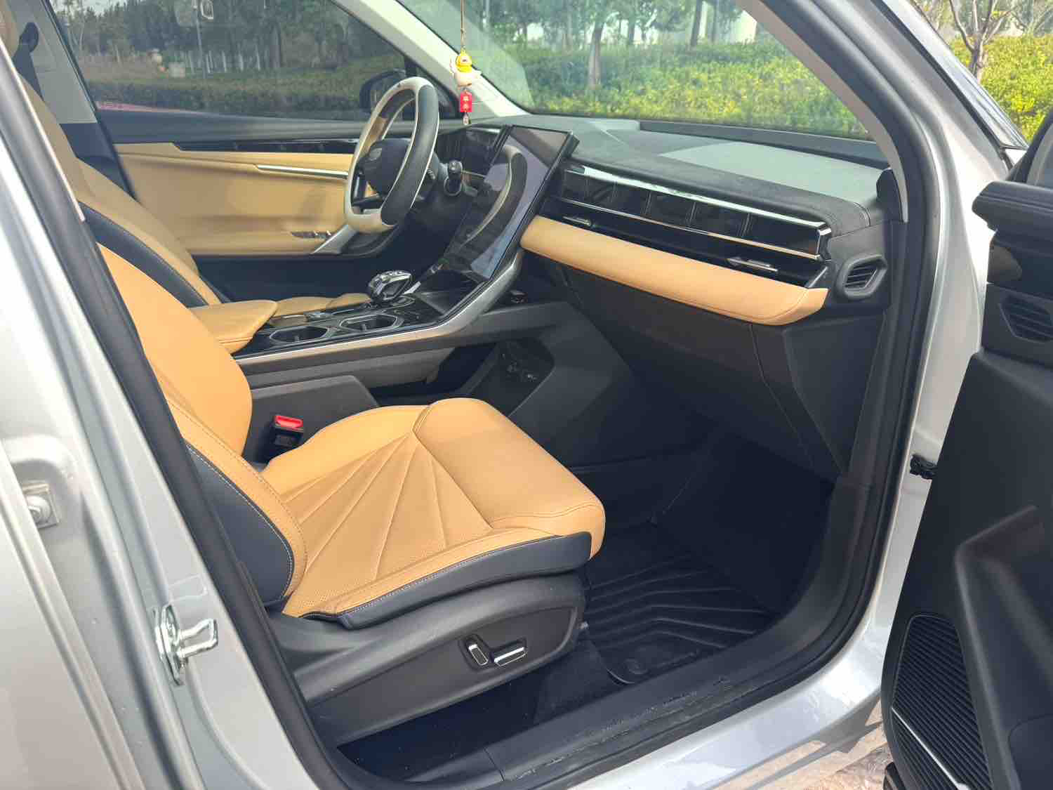 GEELY Boyue L 2023 #13 GEELY Boyue L 2023 car image #13
