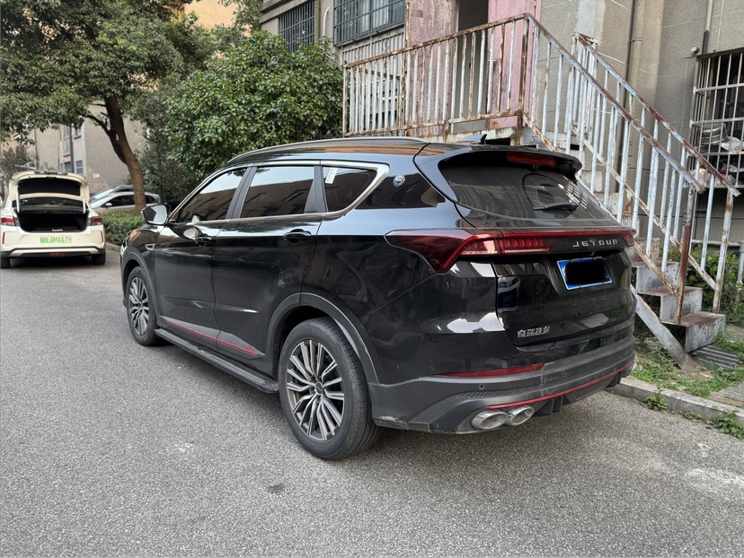 Jetour X70 PLUS 2023 car image #7