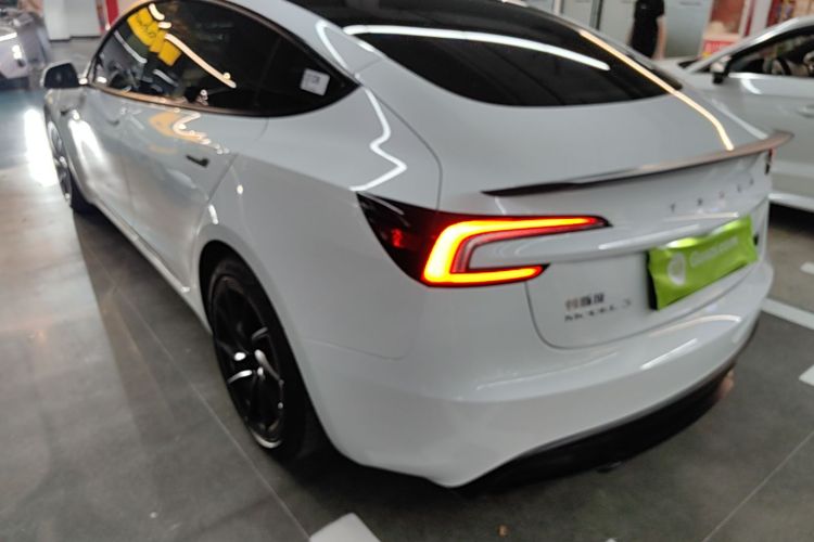 Tesla Model 3 2024 #7 Tesla Model 3 2024 immagine di auto #7
