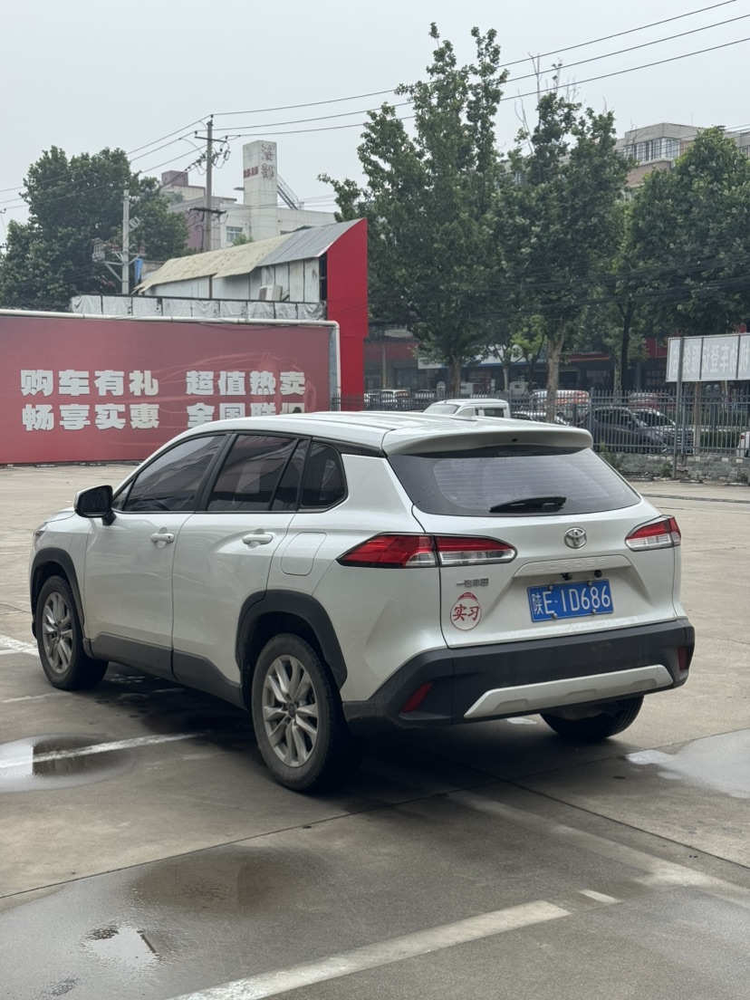 Toyota Corolla Cross 2024 immagine di auto #4