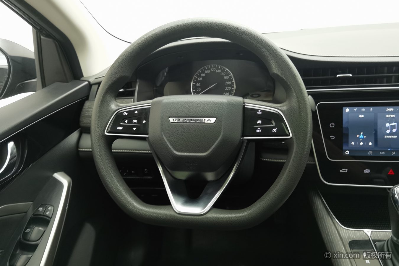 2024 car image #11