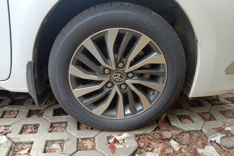 Toyota Corolla 2018 #9 Toyota Corolla 2018 car image #9