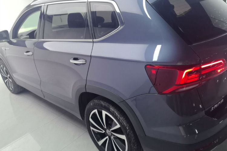 Volkswagen Tharu 2021 car image #7
