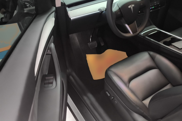 Tesla Model Y 2024 #16 Tesla Model Y 2024 car image #16