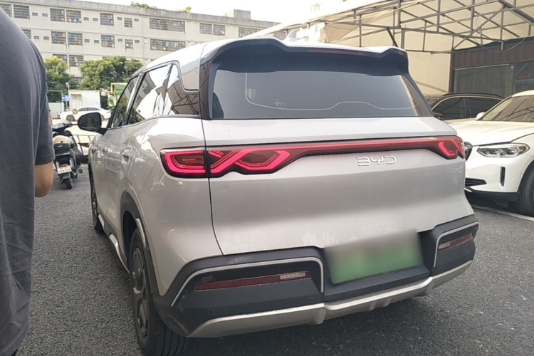 BYD YuanUP 2024 #5 BYD YuanUP 2024 car image #5