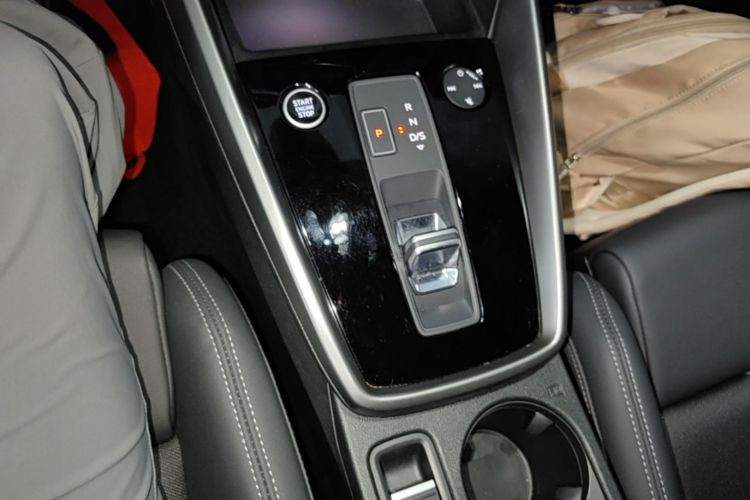 Audi A3 2024 car image #14