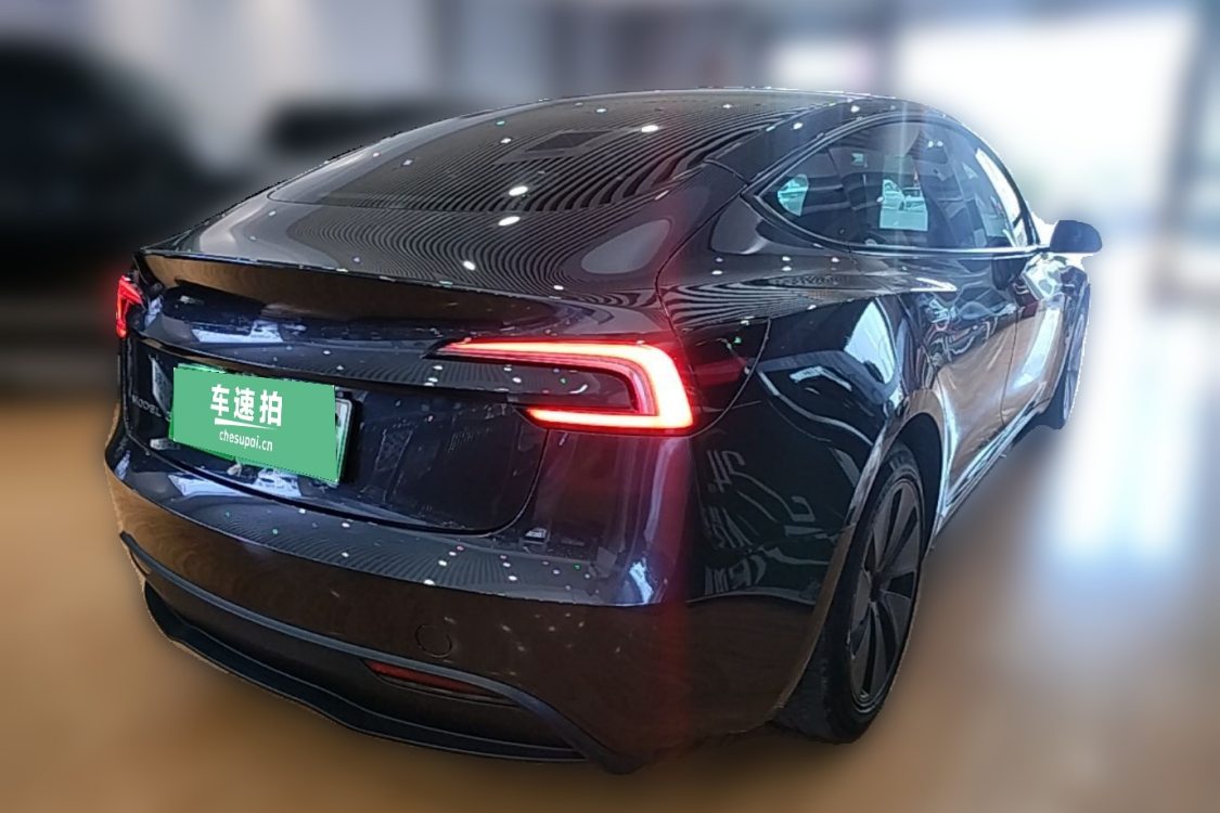 Tesla Model 3 2024 car image #2