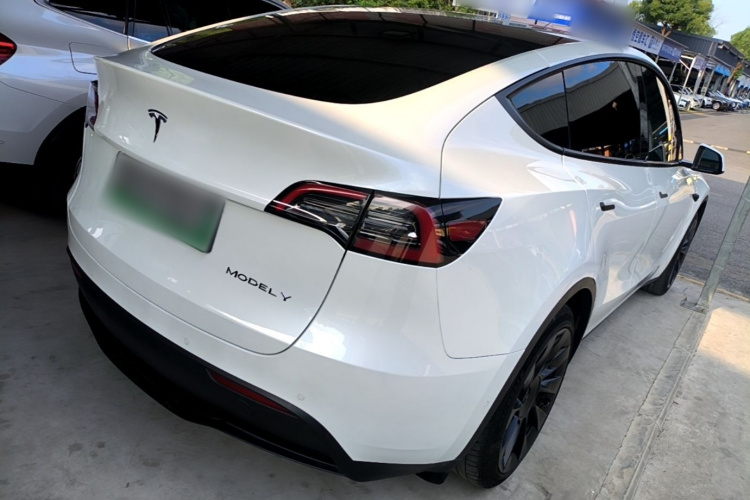 Tesla Model Y 2022 #7 Tesla Model Y 2022 immagine di auto #7