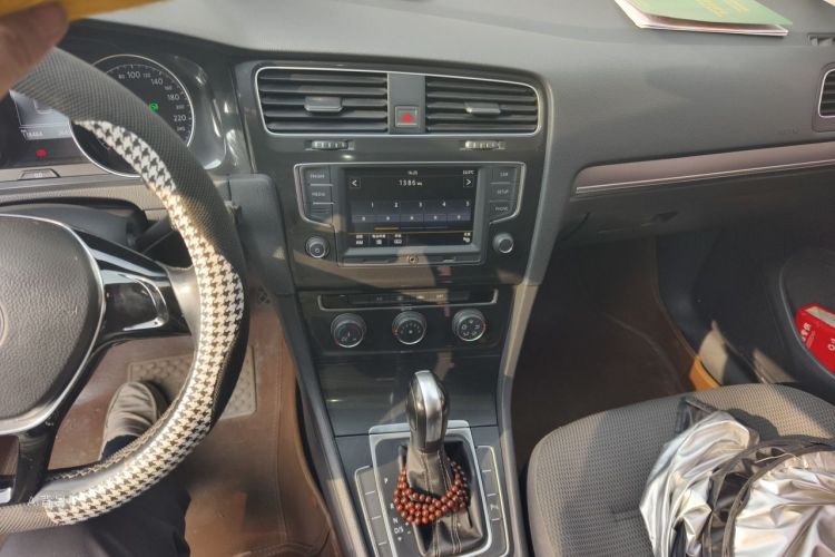 Volkswagen Golf 2017 #15 Volkswagen Golf 2017 car image #15