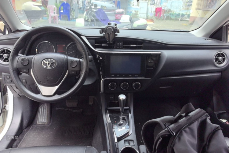 Toyota Corolla 2018 #11 Toyota Corolla 2018 car image #11