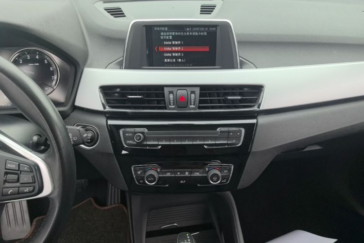 BMW X1 2019 immagine di auto #21